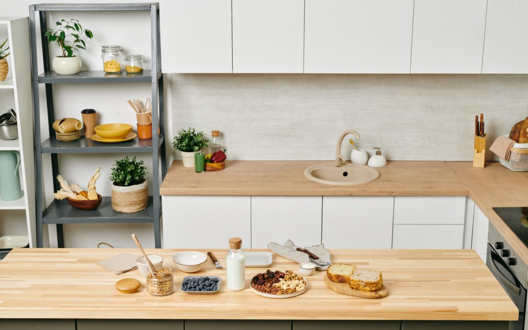 Maximizing Efficiency: Space Saving Tips for Small Kitchens by Daka Construction