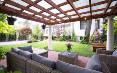 How to build an outdoor living room