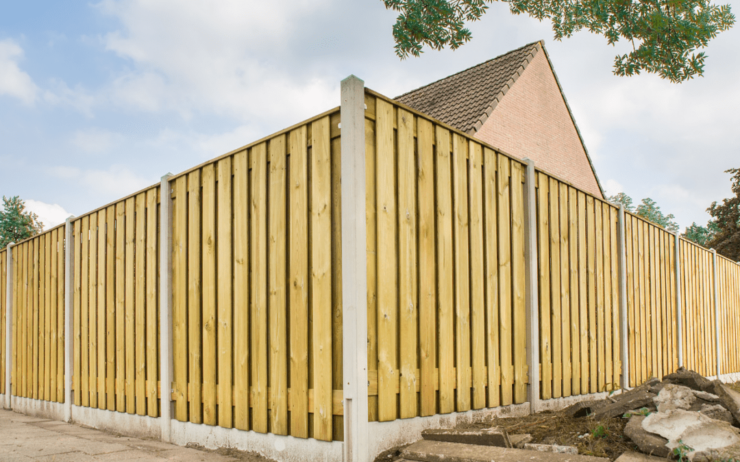 Trusted Fencing in Texas vs. DIY Fencing: Which One To Choose?